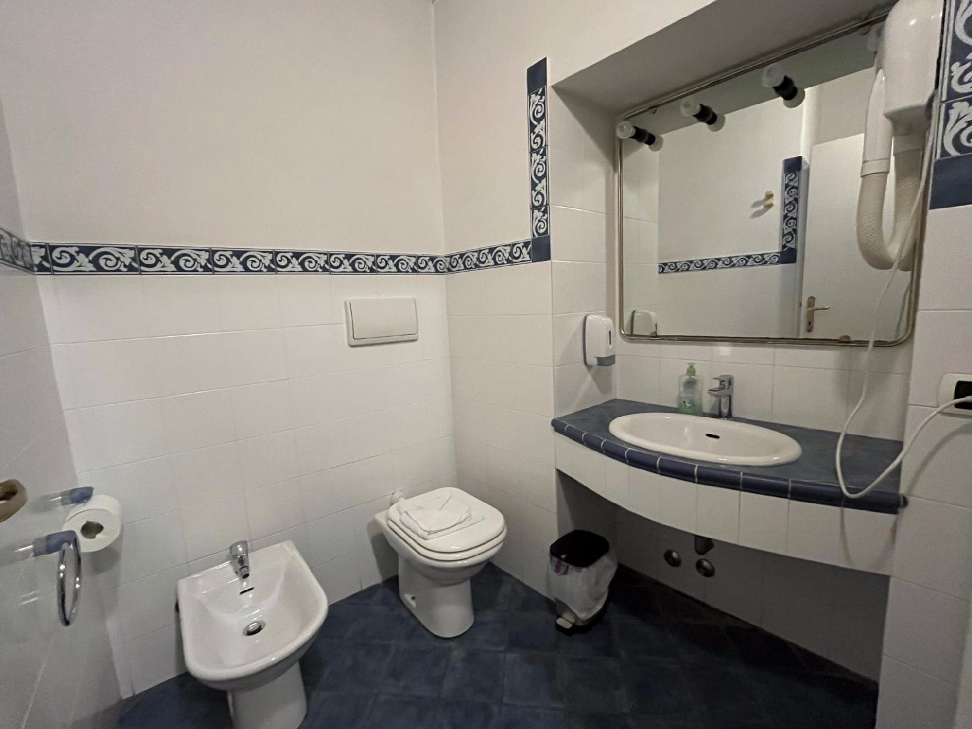 Superior Double Room,1645648877:JPEG