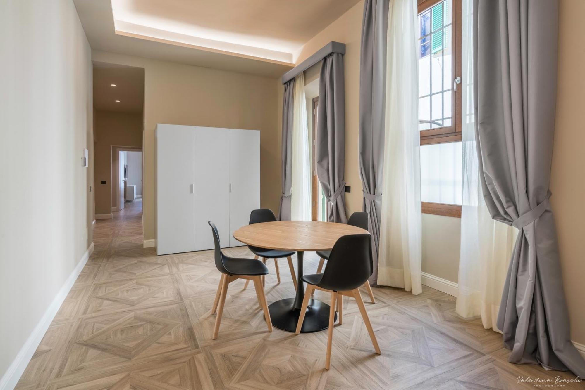 Three-Bedroom Deluxe Apartment