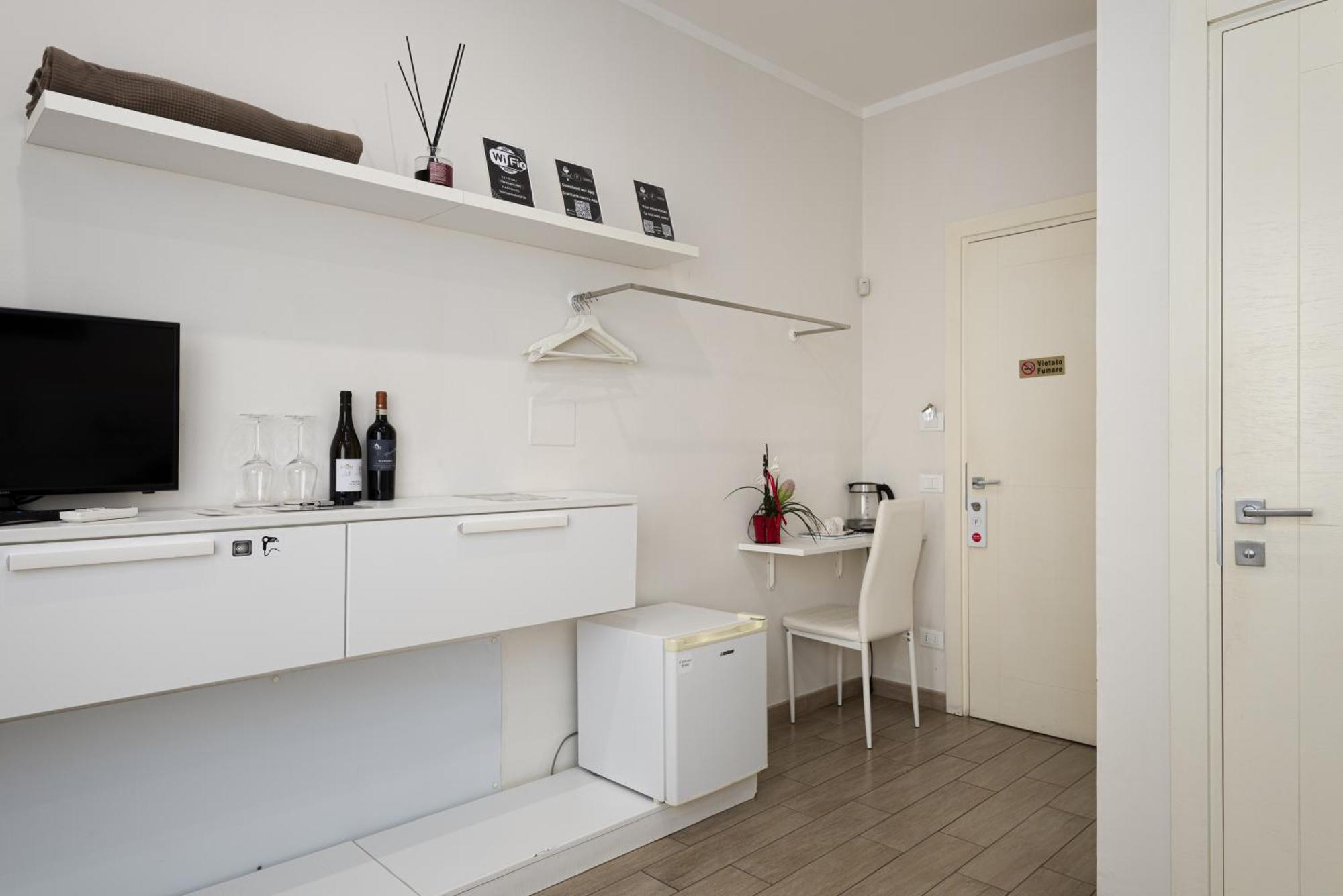 Double or Twin Room,1680592766:JPEG