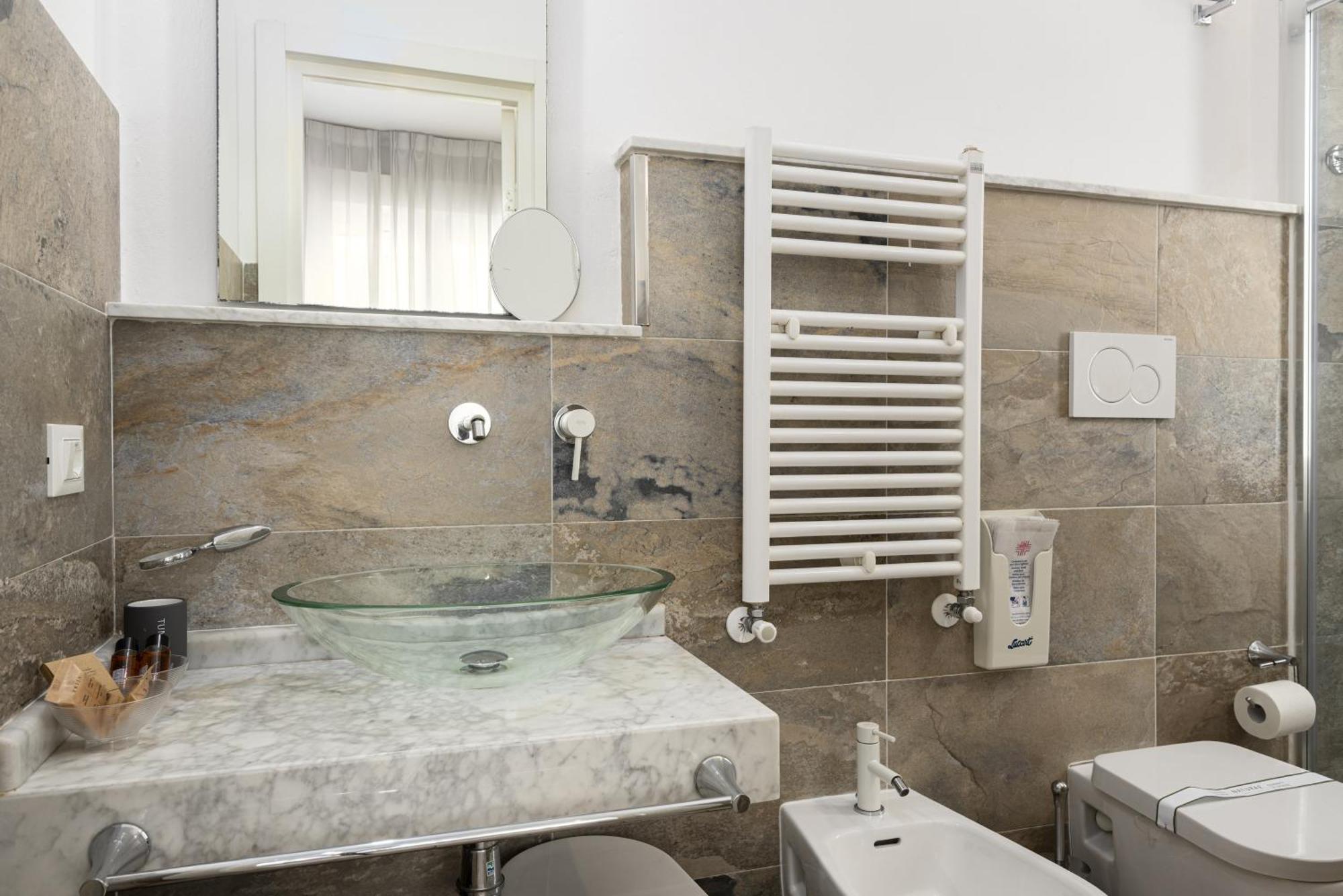 Standard Double or Twin Room,1680592796:JPEG