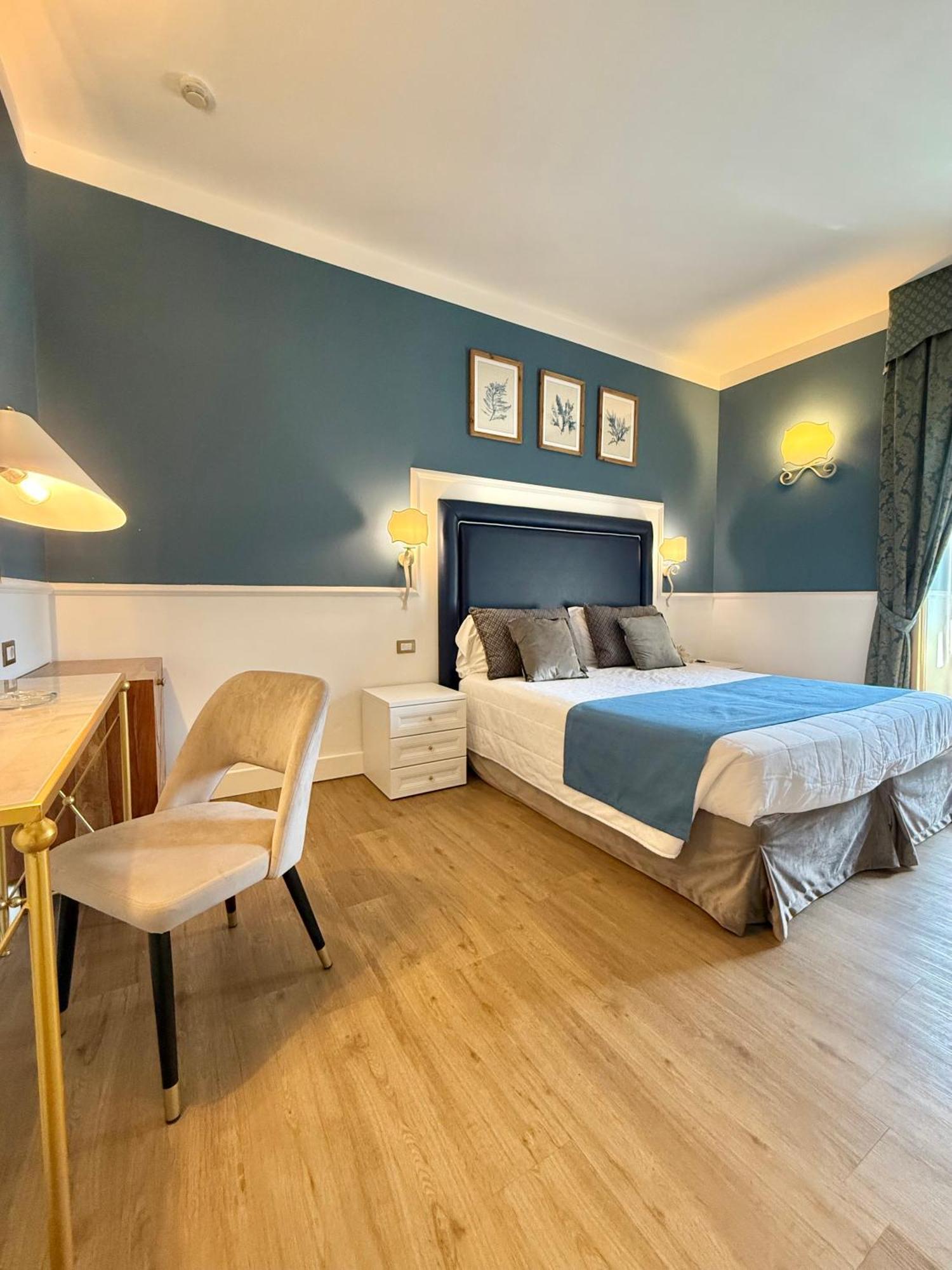 Deluxe Double or Twin Room,1682939226:JPEG