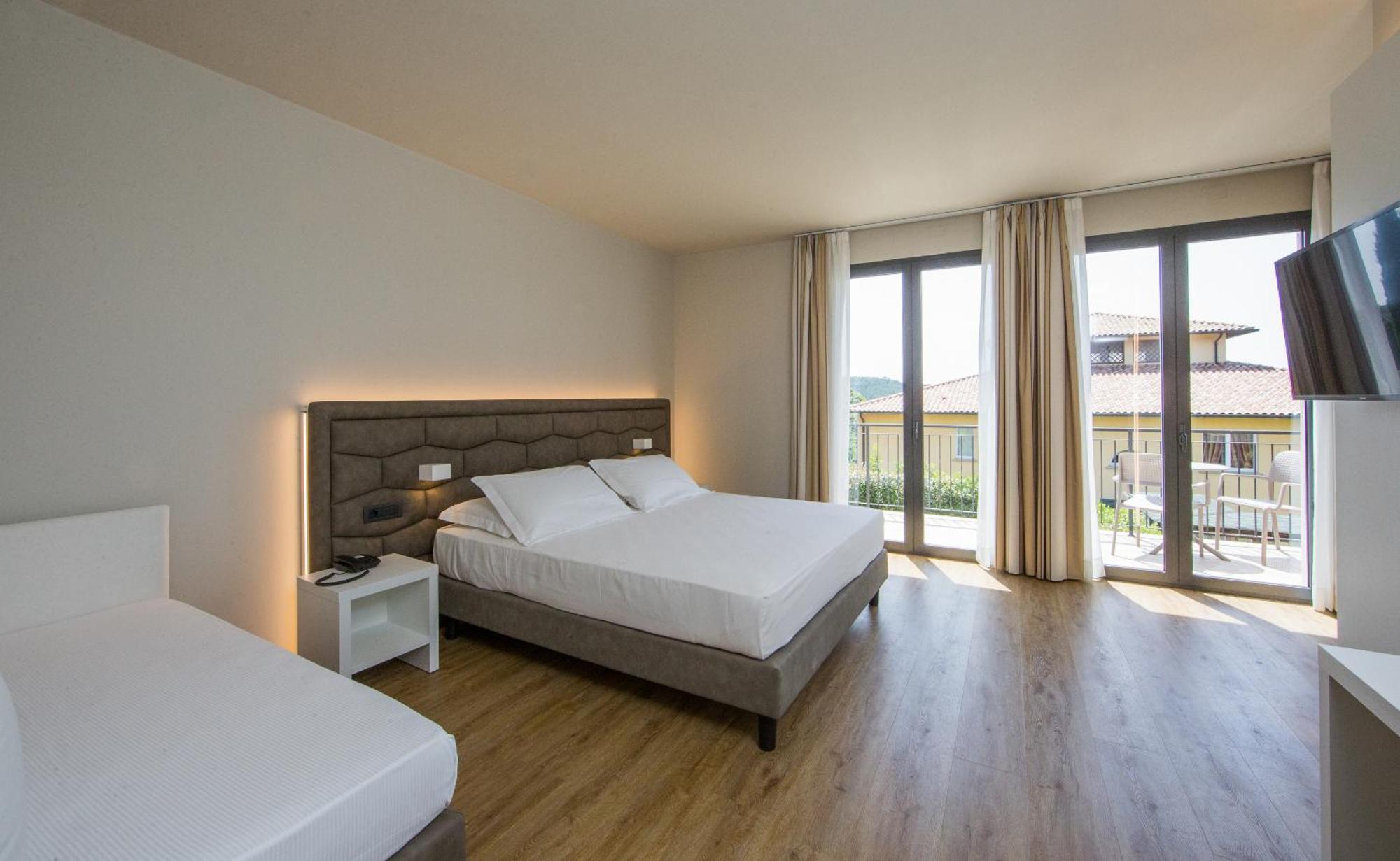 Deluxe Quadruple Room