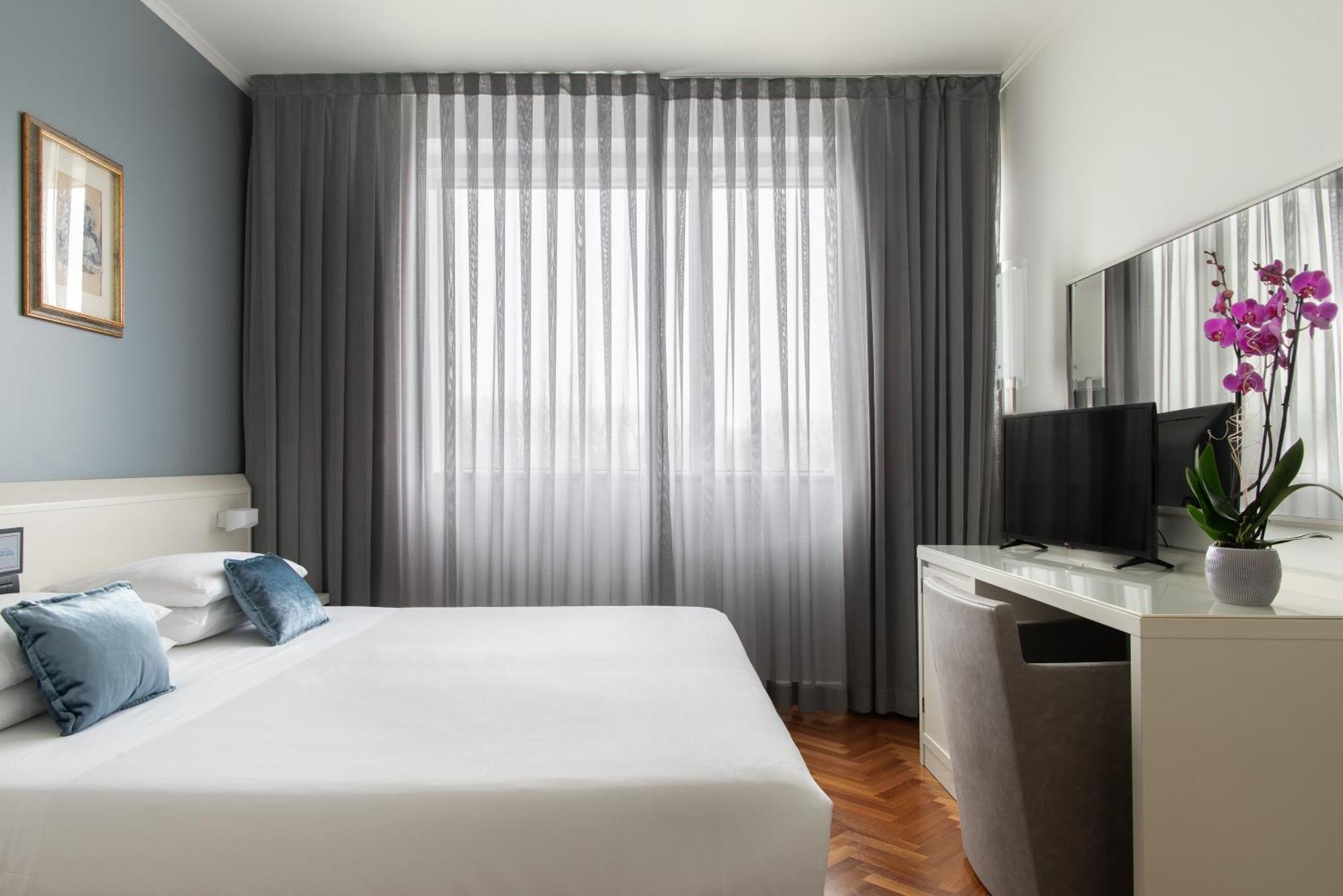 Double or Twin Room,1697804769:JPEG