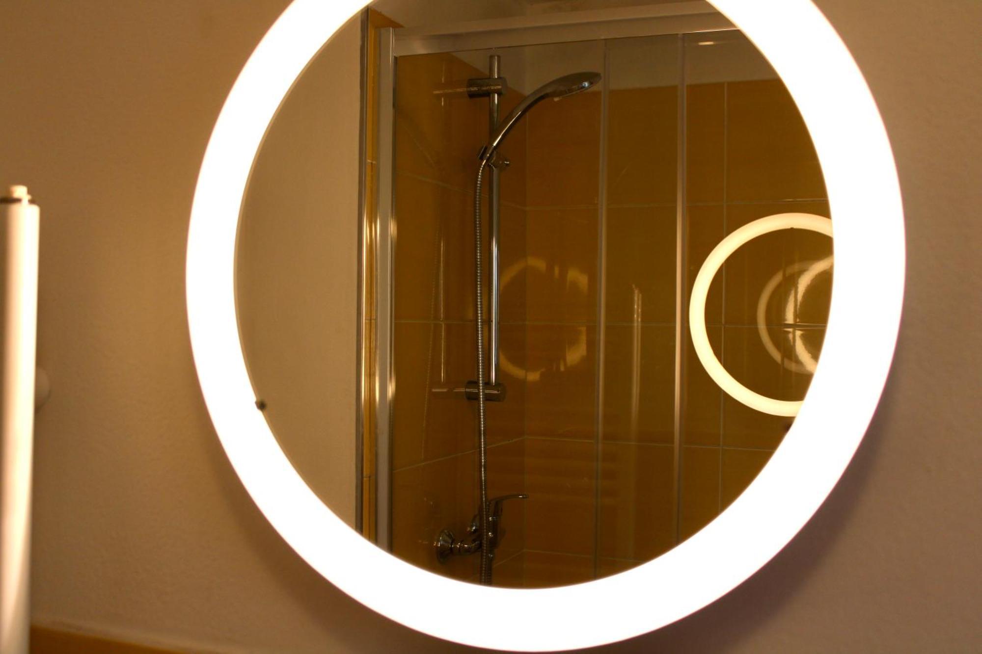Single Room Private Bathroom