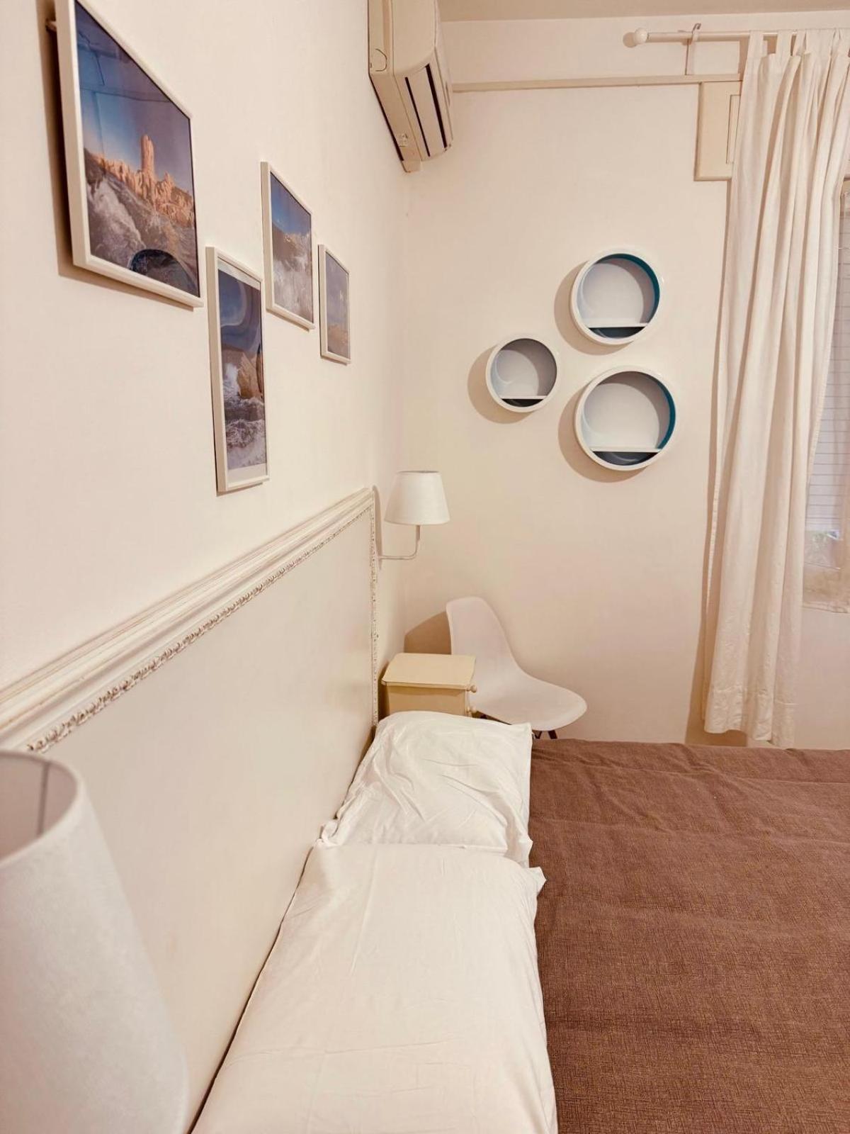 Studio,1742772529:JPEG