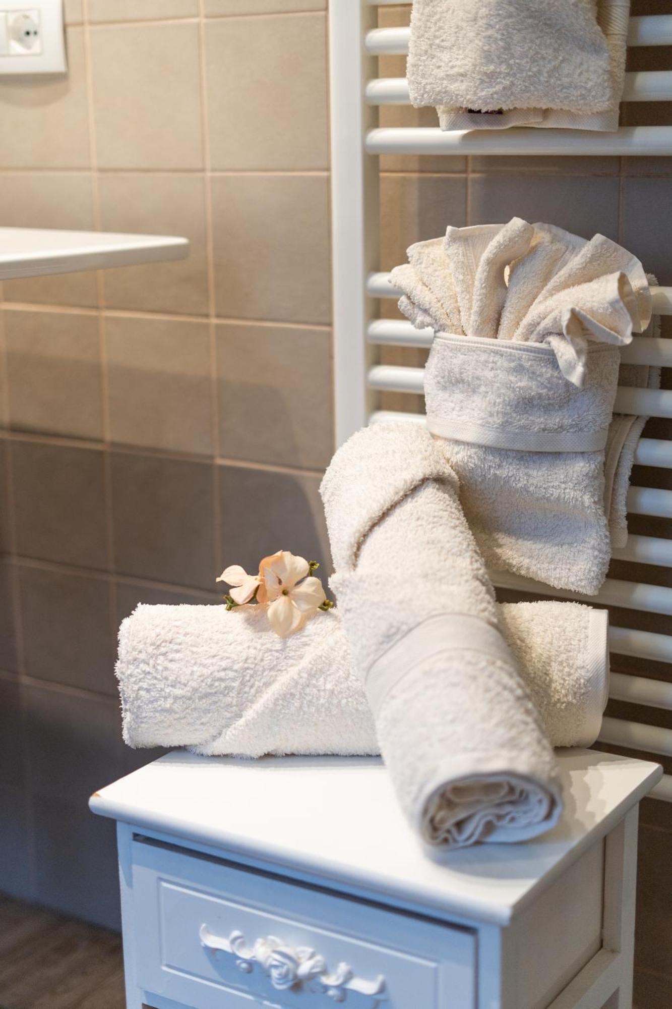 Double Room Private Bathroom