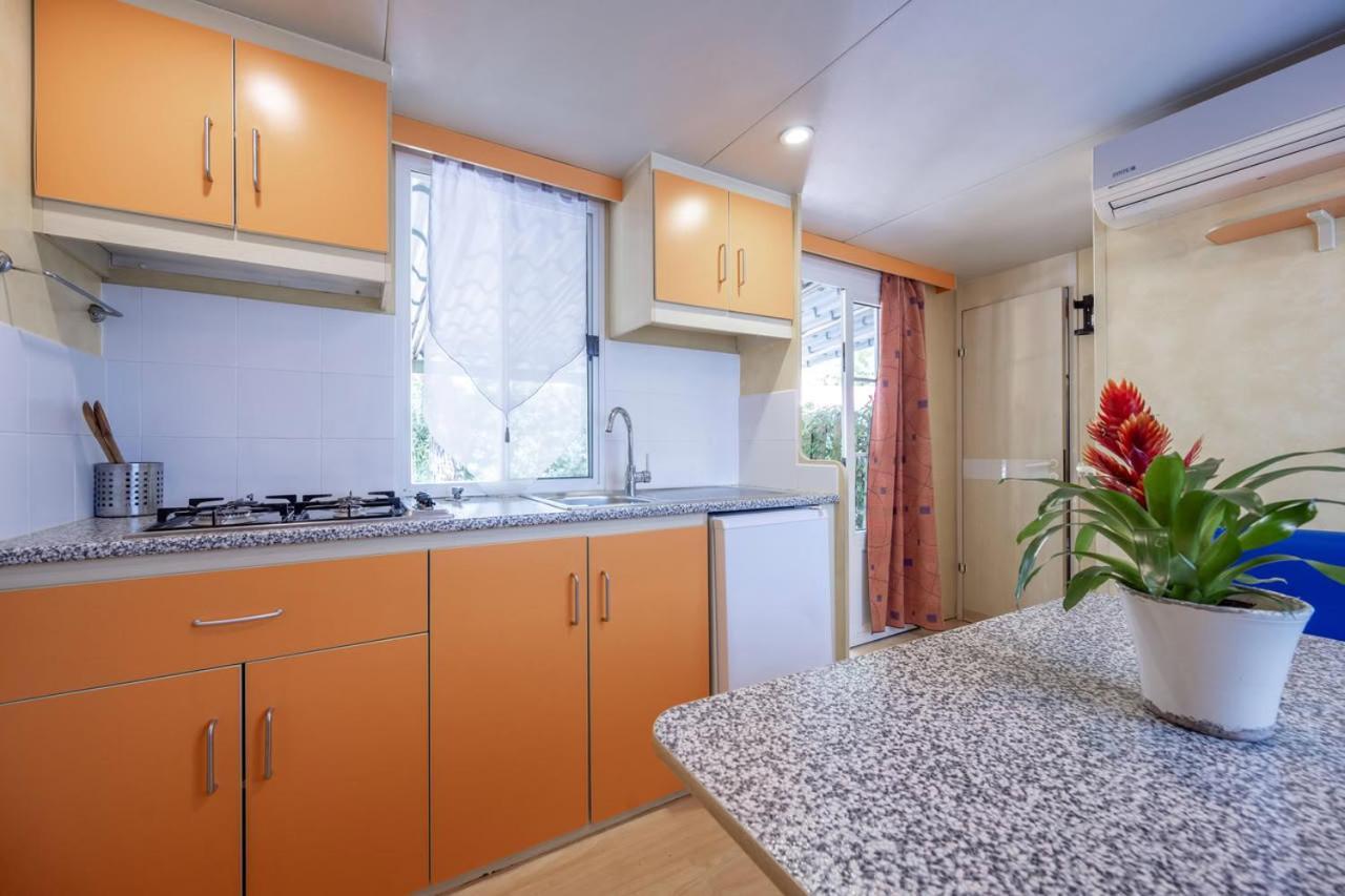 Two-Bedroom Mobile Home,1746887819:JPEG