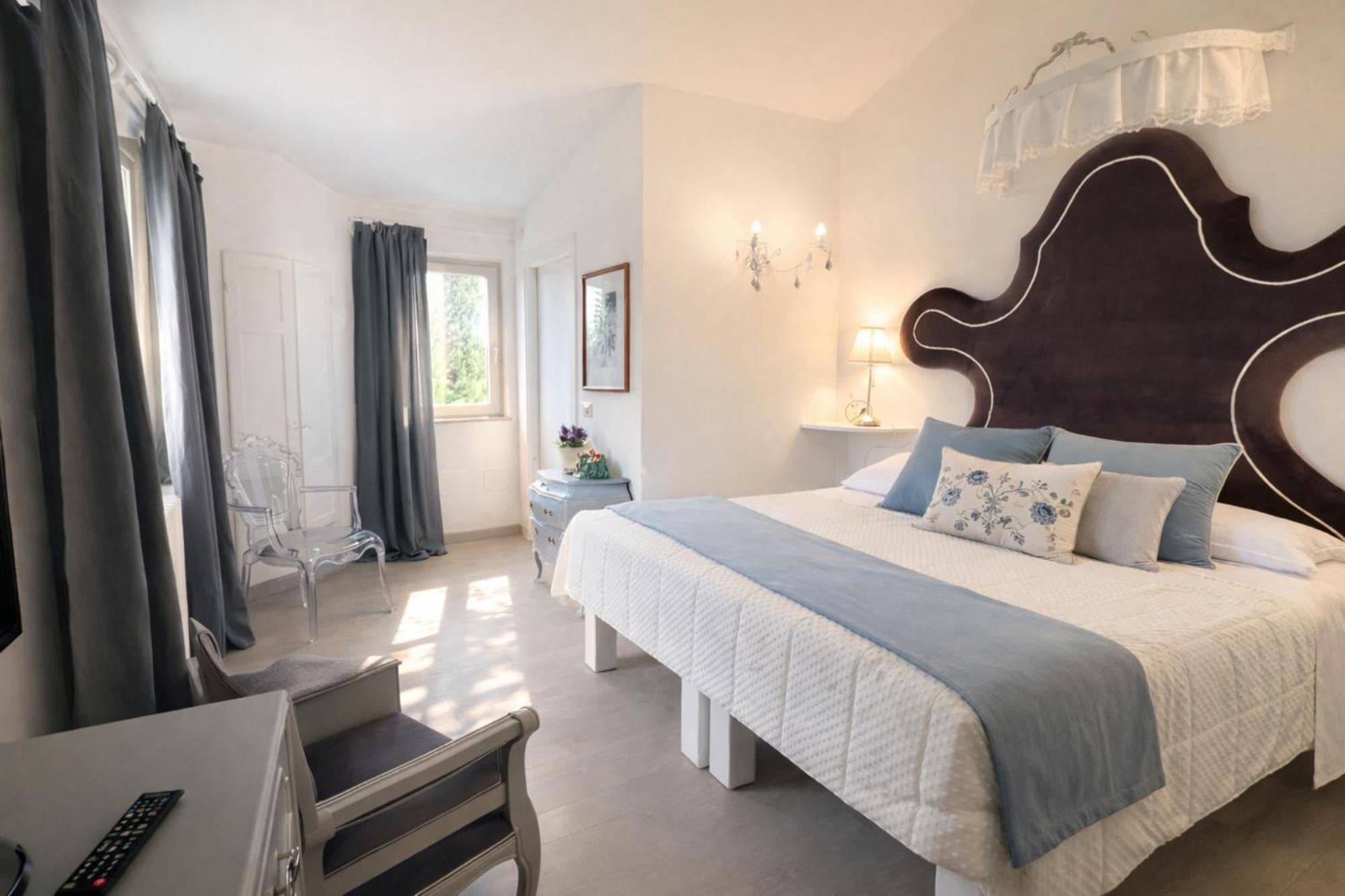 Superior Double Room,1756543215:JPEG