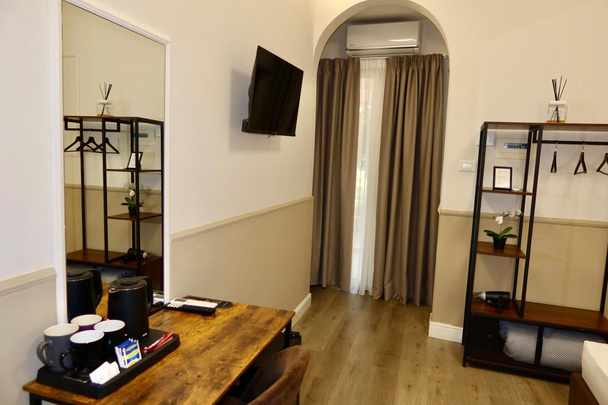 Quadruple Room Terrace