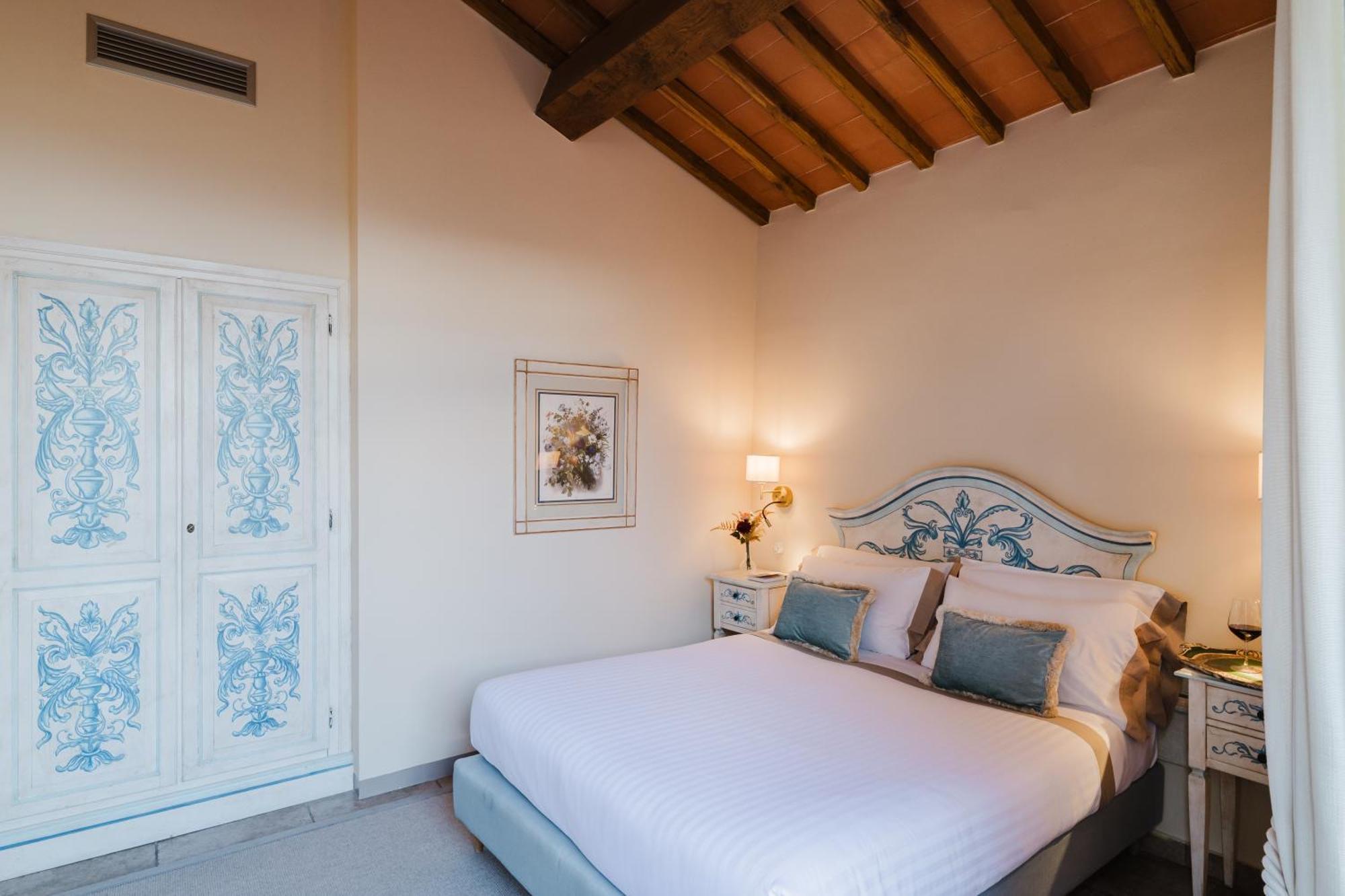 Deluxe Double or Twin Room Garden View