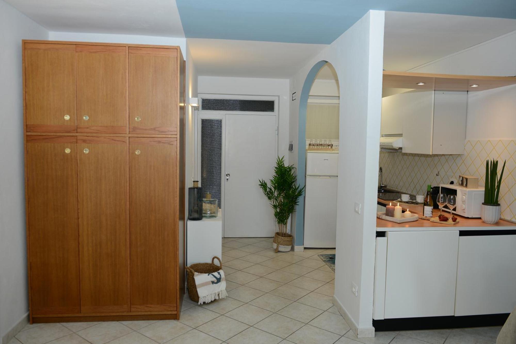 Standard Apartment,1758369360:JPEG