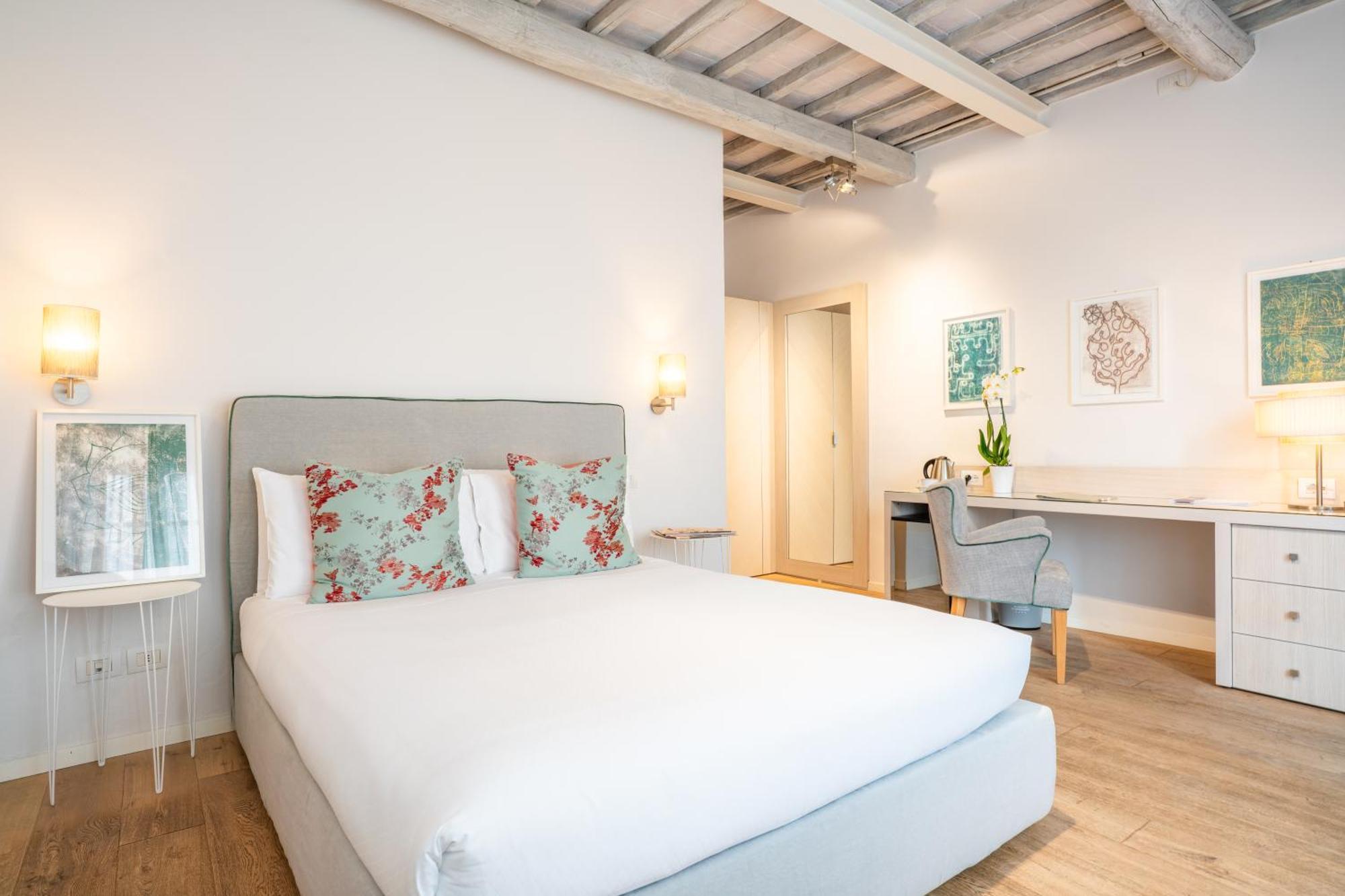 Classic Double Room