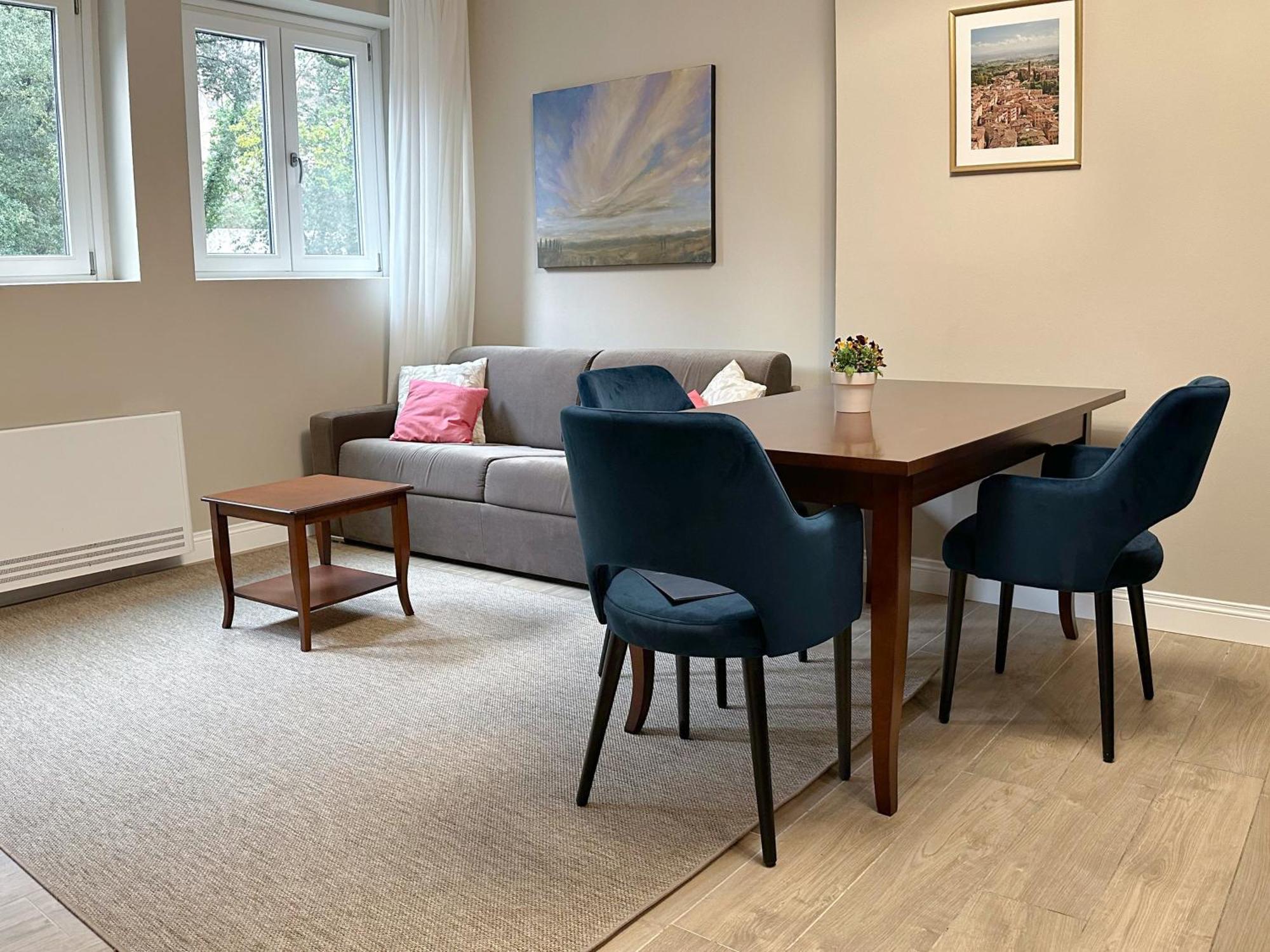 Superior Apartment,1759156242:JPEG