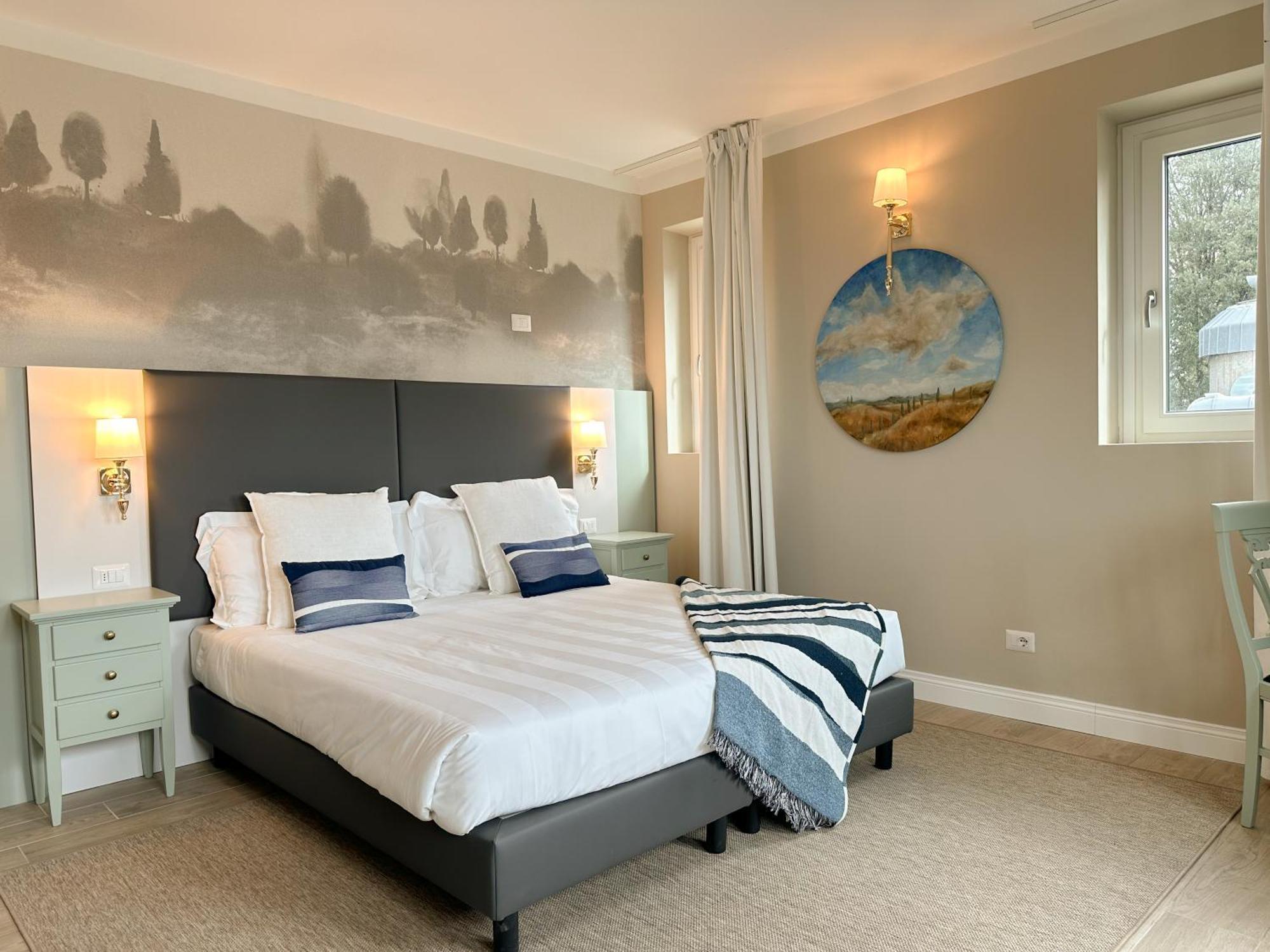 Large Double Room,1759158056:JPEG