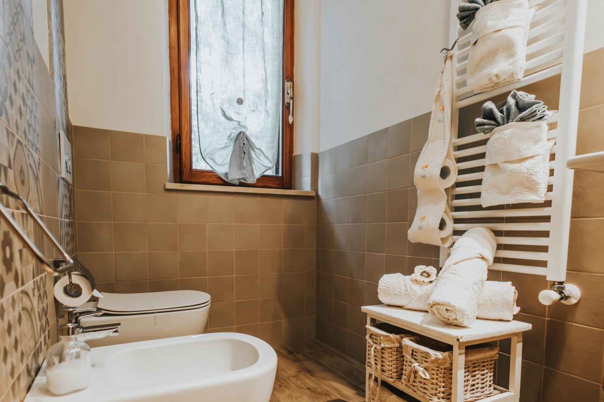 Double Room Private Bathroom