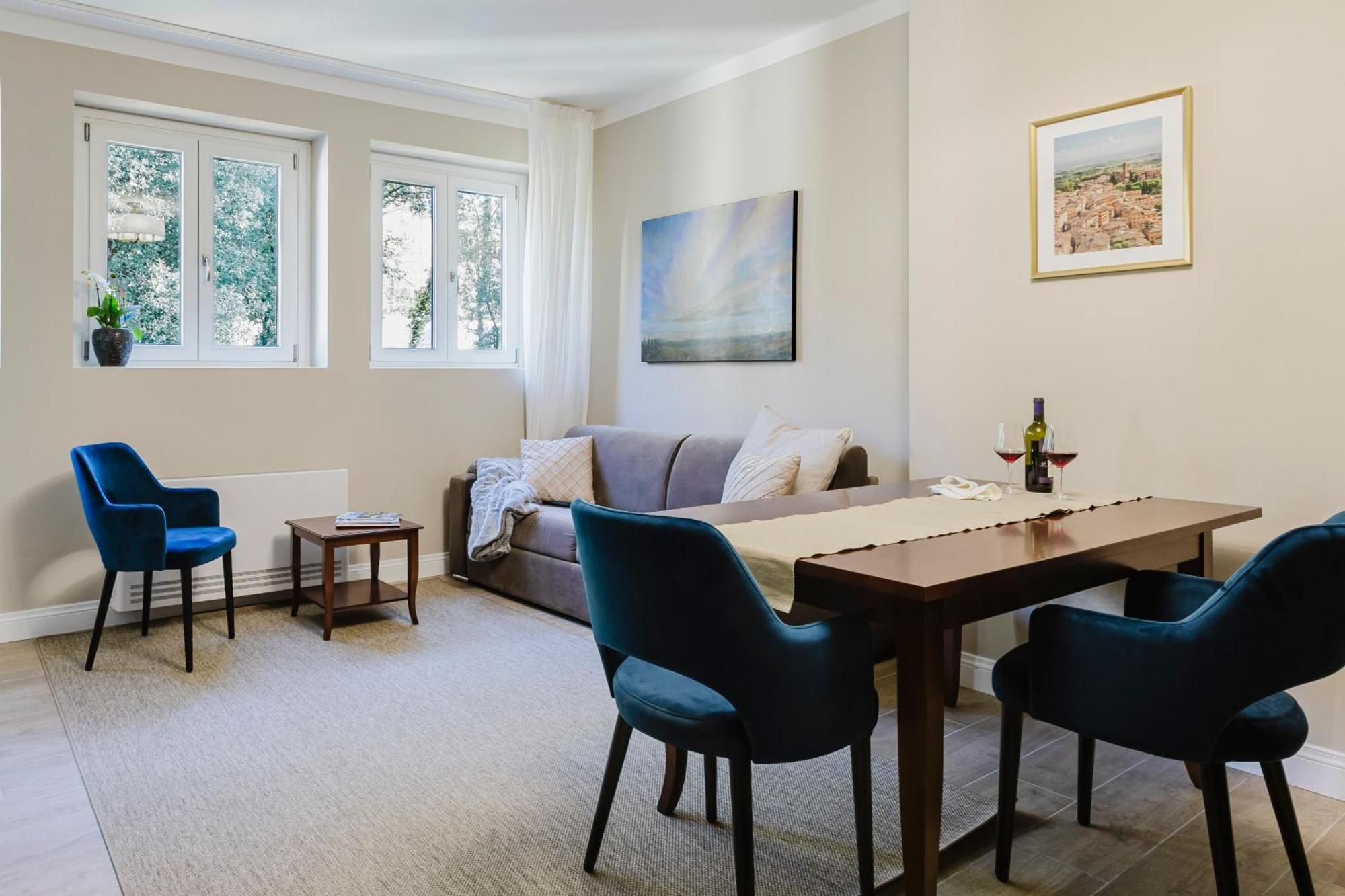 Superior Apartment,1766953592:JPEG