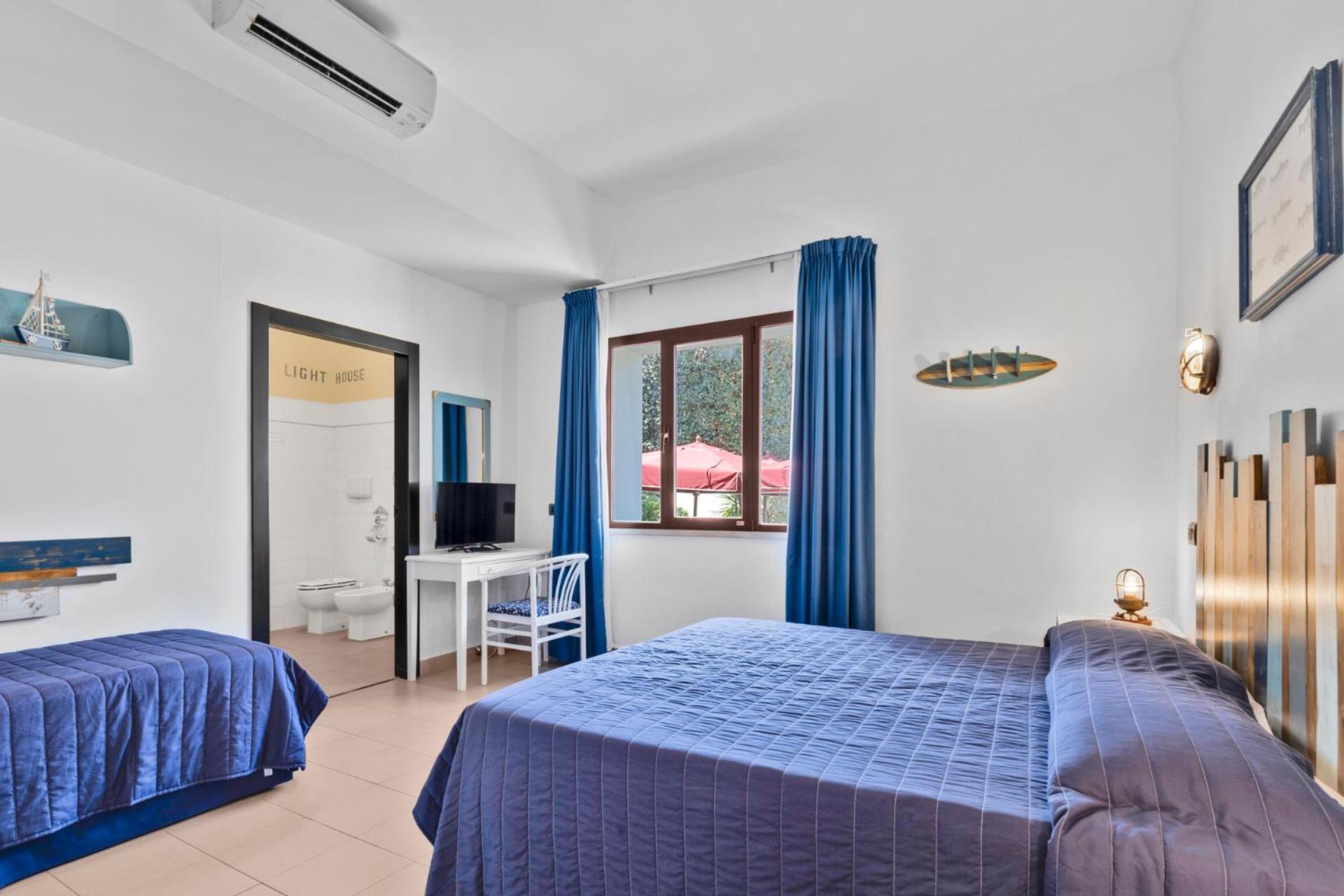 Triple Room