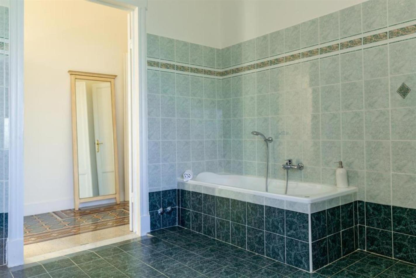 Luxury Triple Room