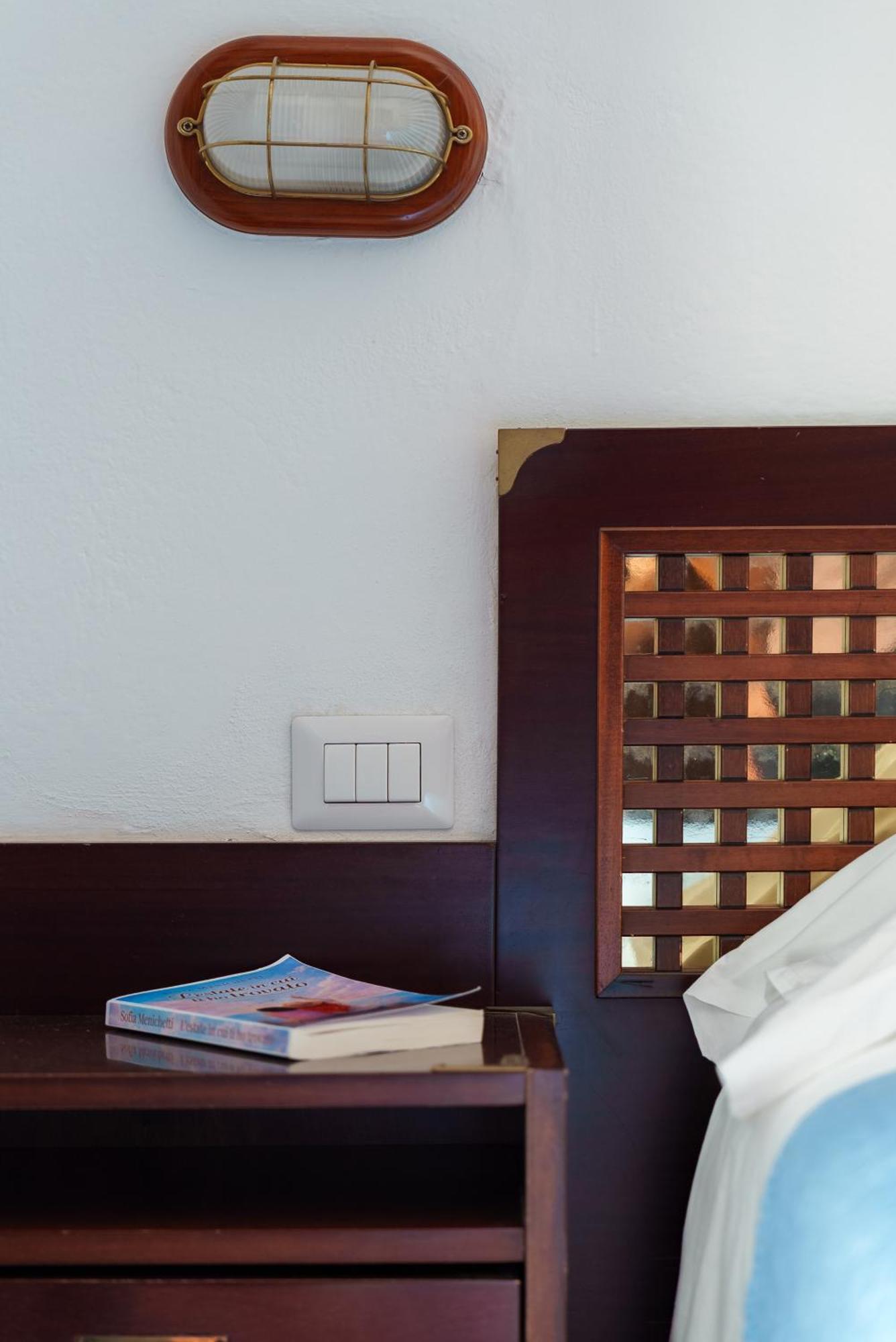 Doppelzimmer mit seitlichem Meerblick