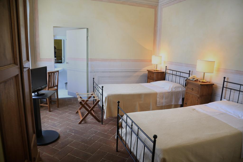 Camera Doppia con Letti Singoli con Bagno Privato