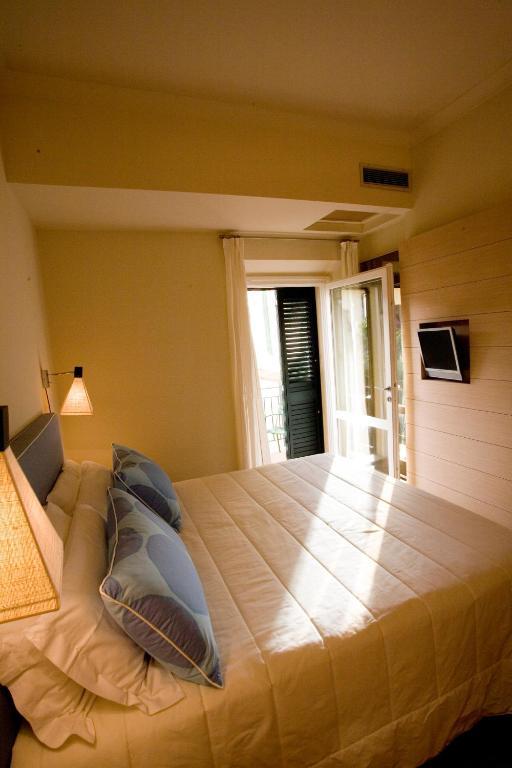 Standard Double or Twin Room Garden View,762683032:JPEG
