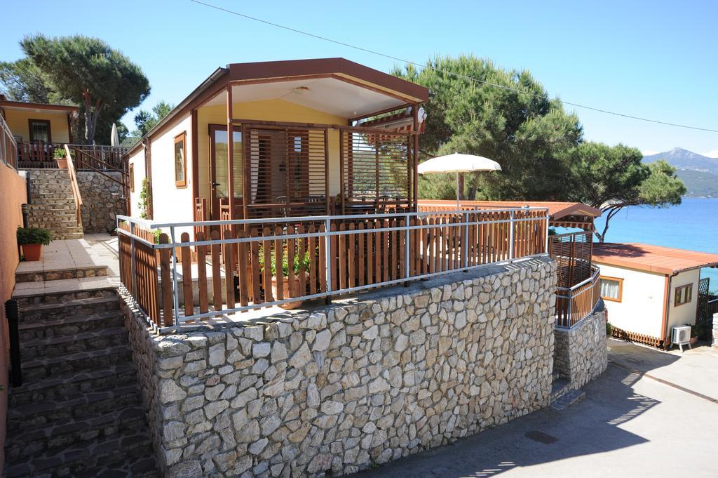 Chalet (2 Erwachsene) mit Meerblick