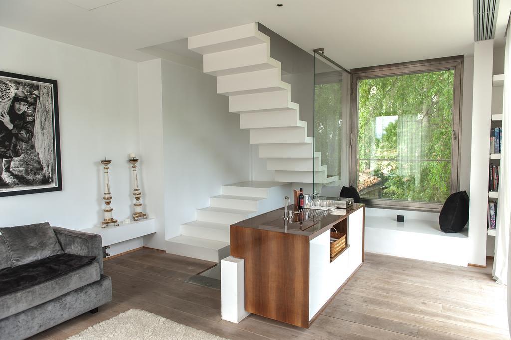 Suite,632695170:JPEG