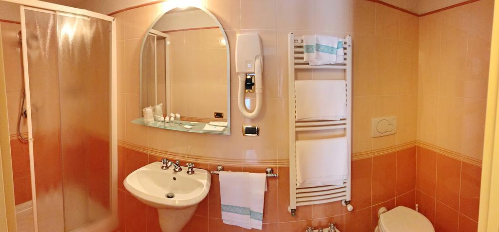 Quadruple Room,448418940:JPEG