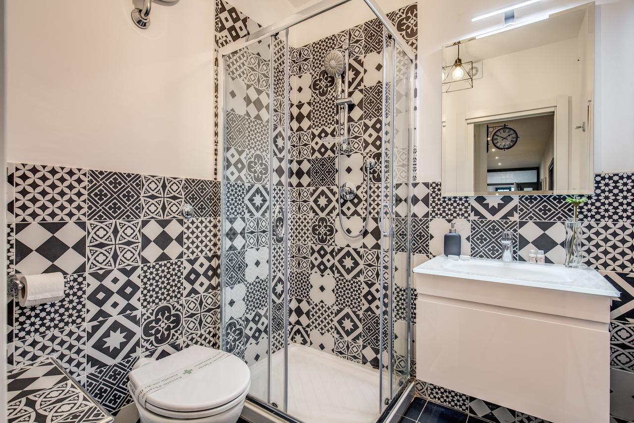 Triple Room with Private External Bathroom