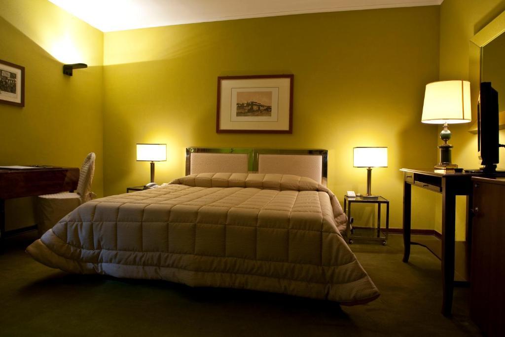 Standard Double Room,66705739:JPEG