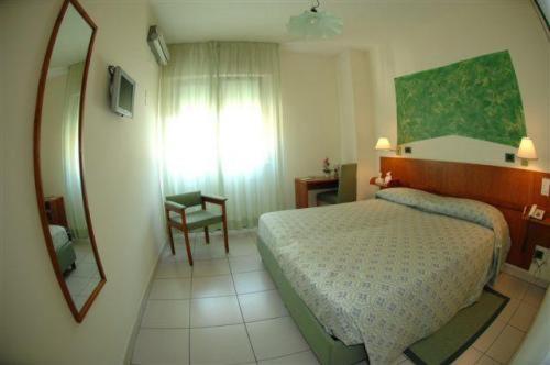 Standard Double Room,63058837:JPEG