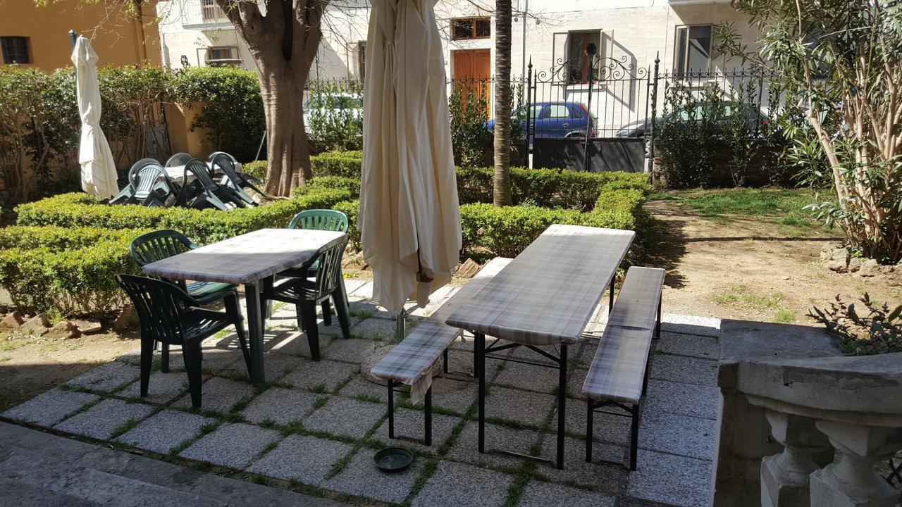 Standard Double Room with Shared Bathroom,638707542:JPEG