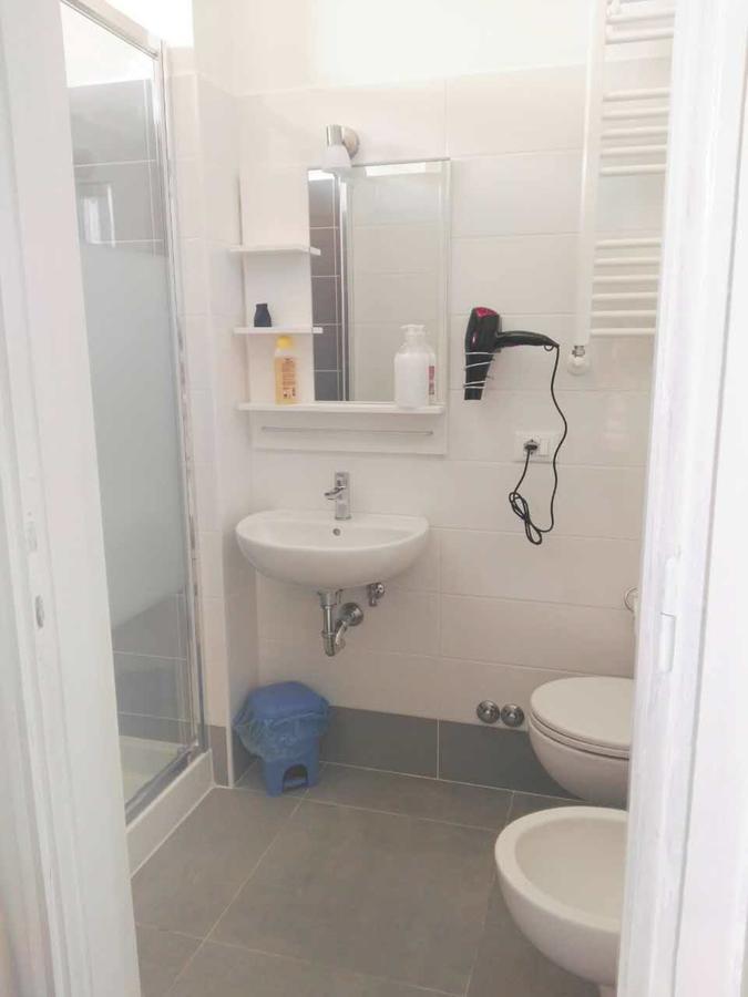 Double or Twin Room with Private Bathroom,640245921:JPEG