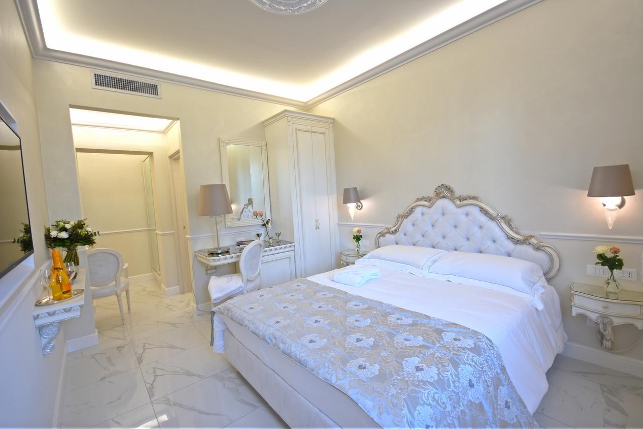 Deluxe Double Room Spa Access,643661094:JPEG