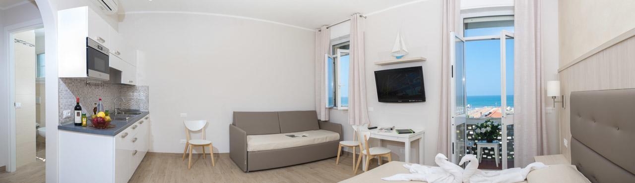 Studio Apartment with Balcony - Water Front,665061645:JPEG