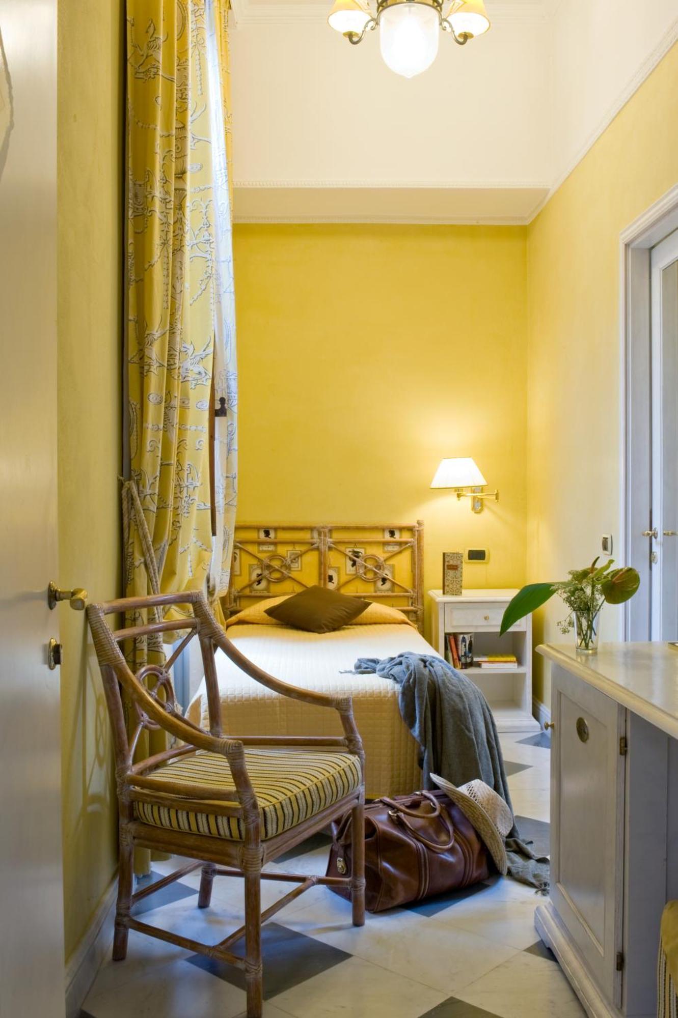Single Room,1216032277:JPEG