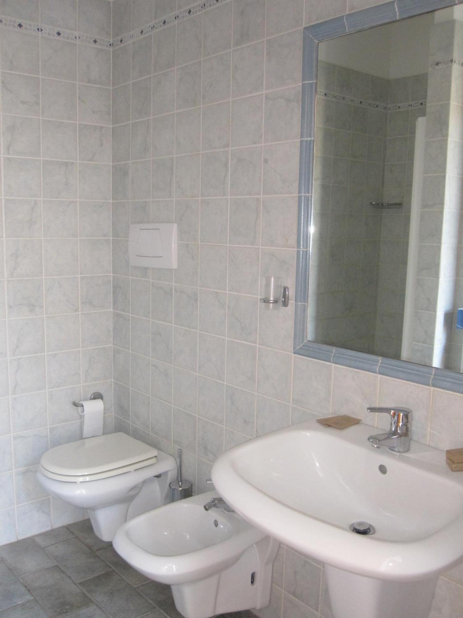 Studio,693890307:JPEG