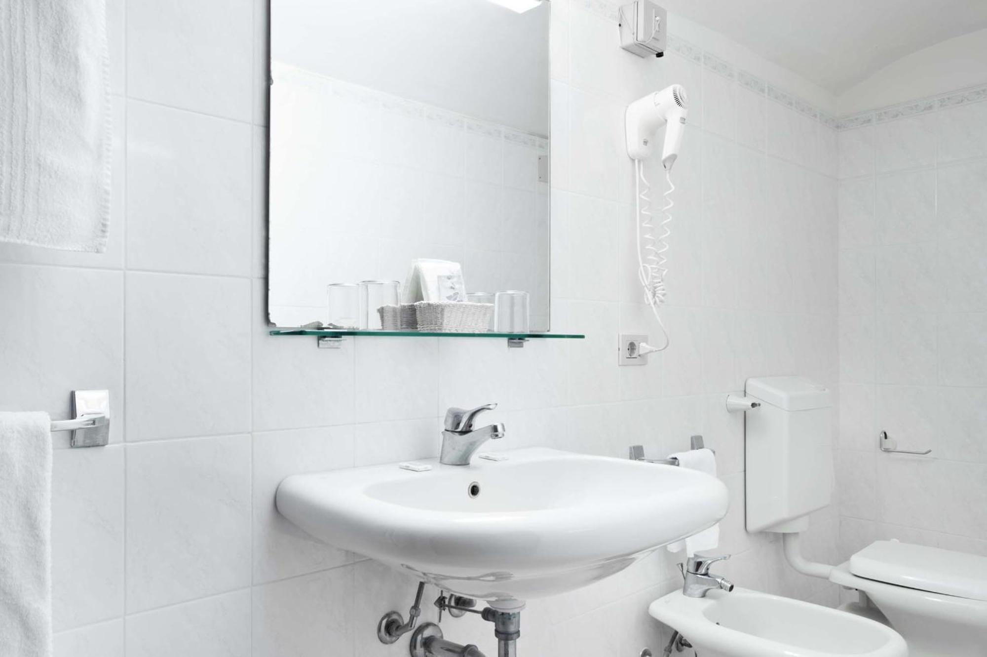 Junior Suite,1649012040:JPEG