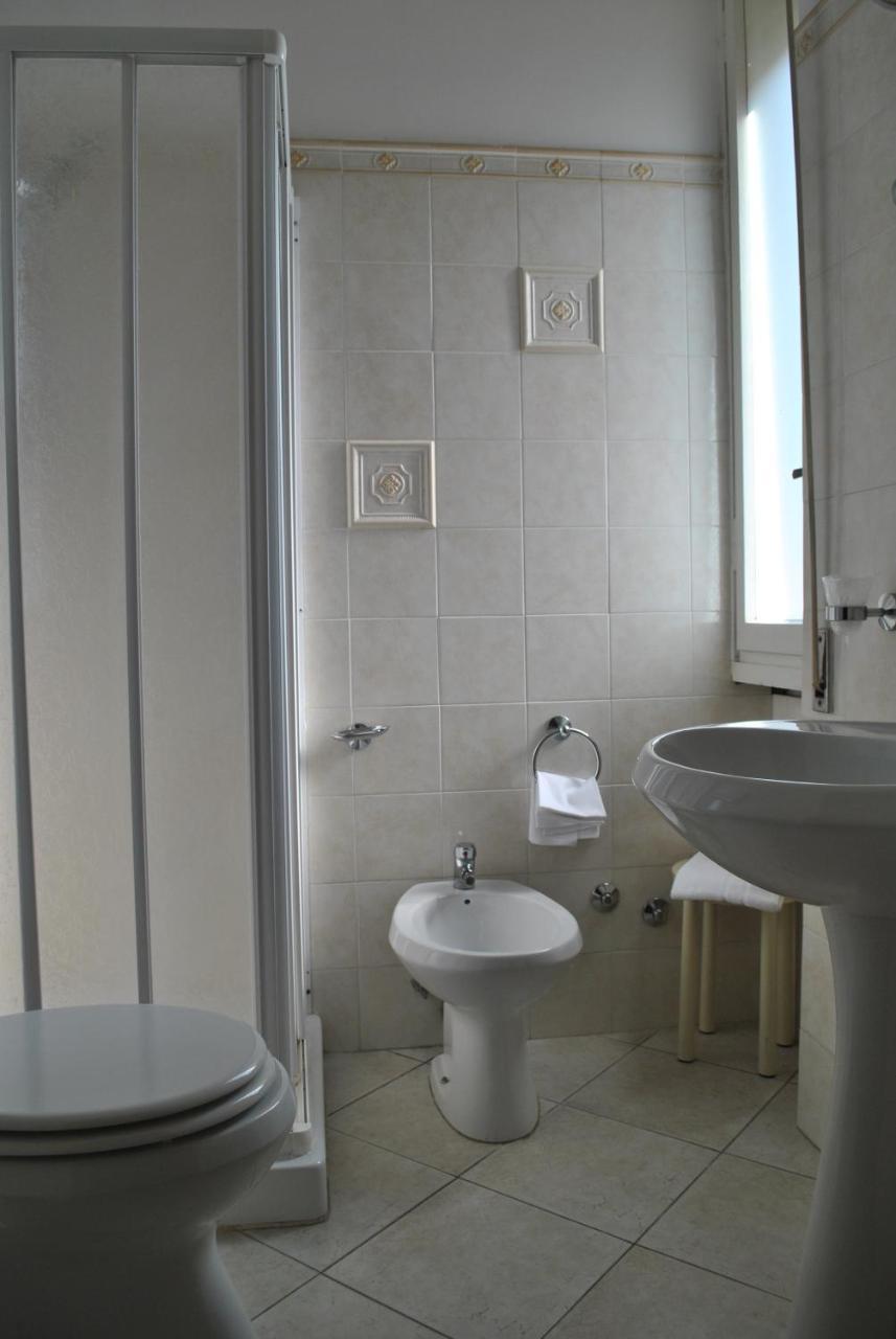 Economy Single Room,1209445054:JPEG