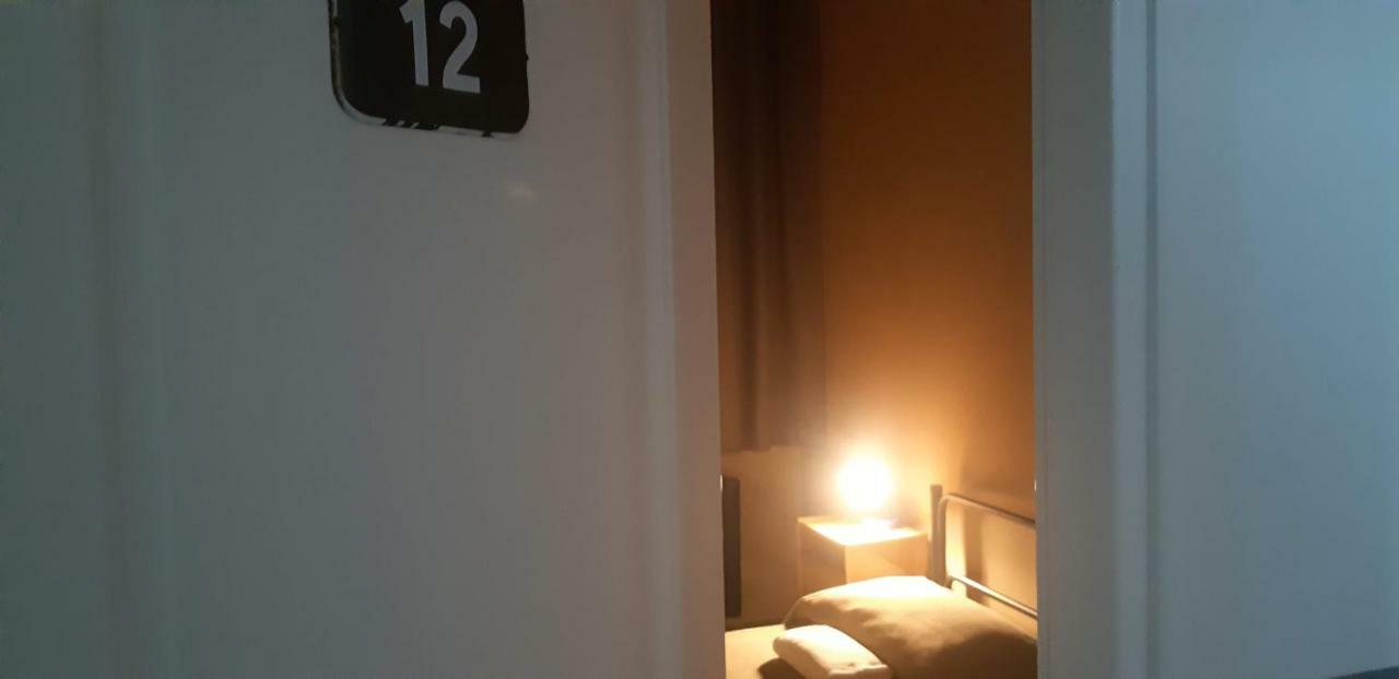 Standard Doppelzimmer mit Gemeinschaftsbad