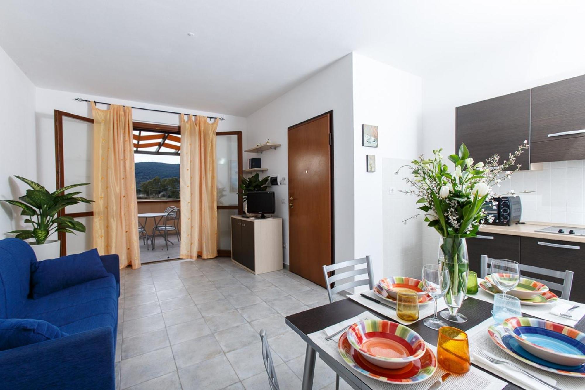 One-Bedroom Apartment Sea View