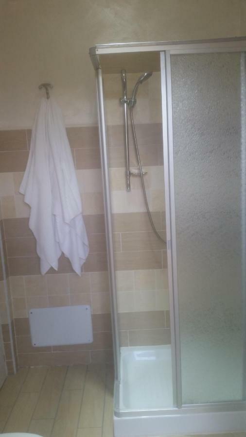 Deluxe Double Room,852035108:JPEG