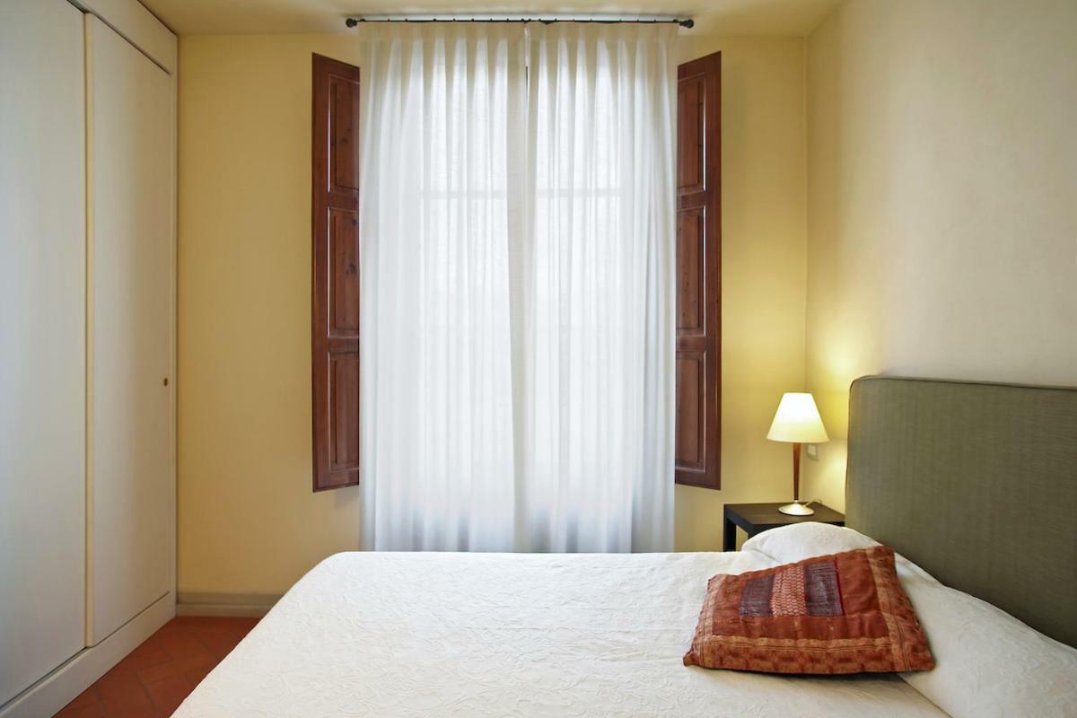 Large One-Bedroom Apartment Terrace