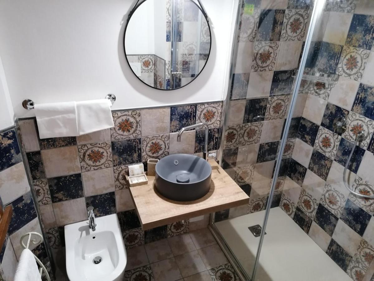 Standard Triple Room,953774527:JPEG