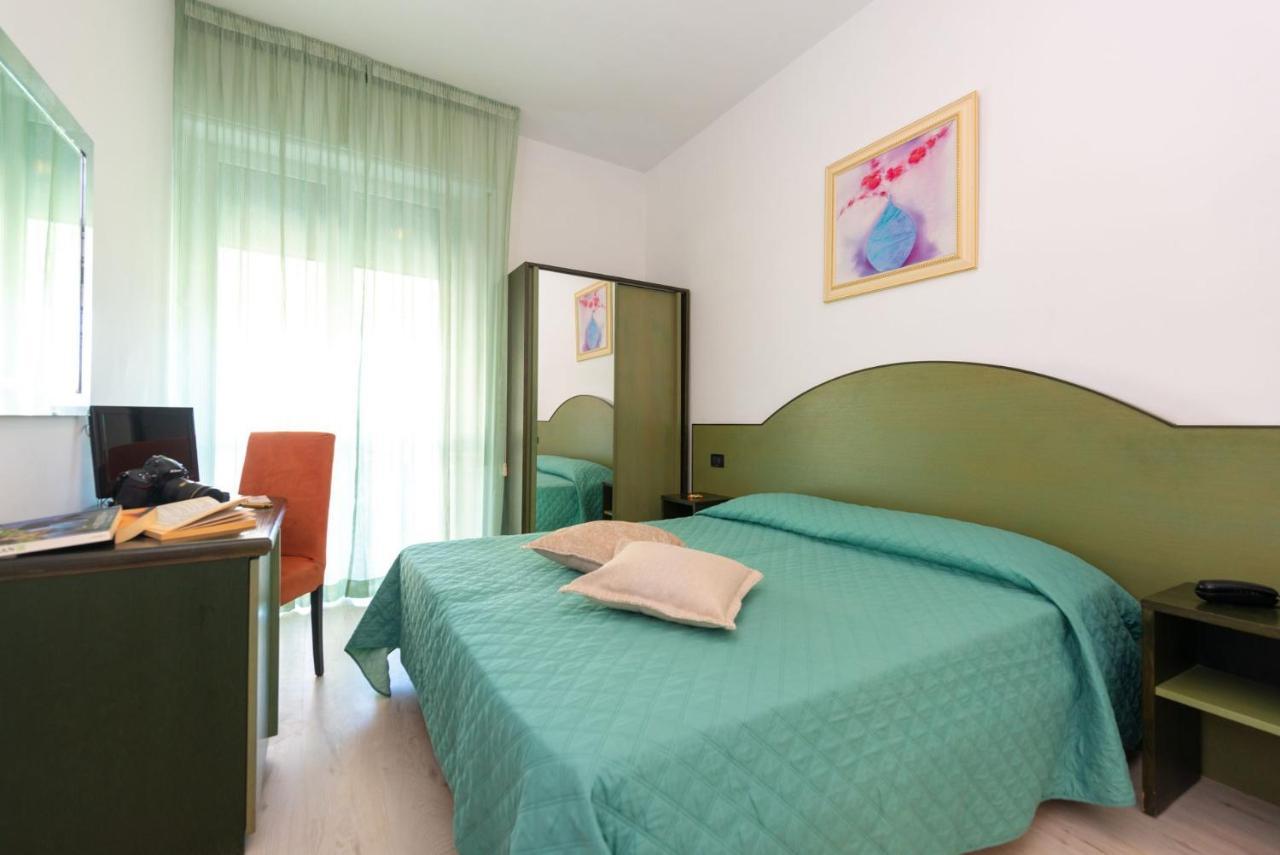 Double Room,968773207:JPEG