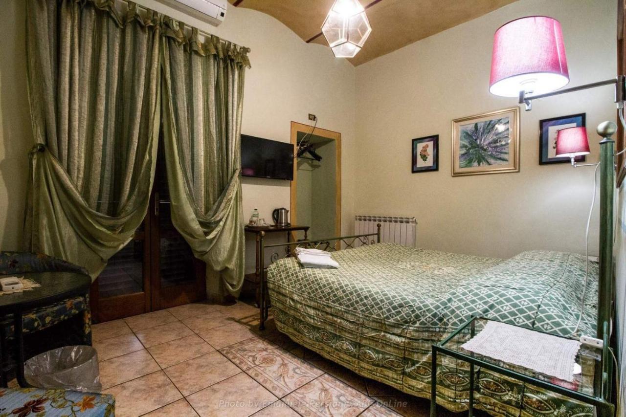 Double Room,22963302:JPEG