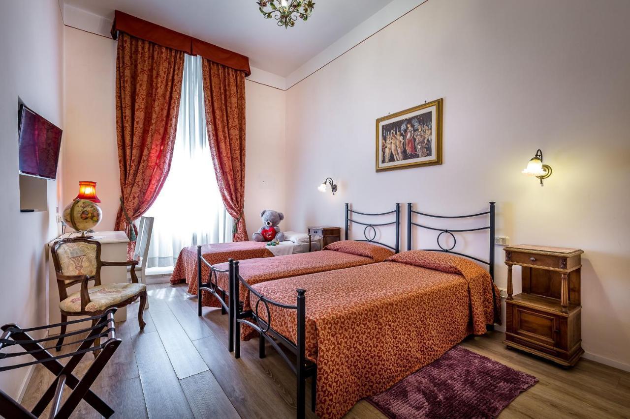 Triple Room,1215981739:JPEG