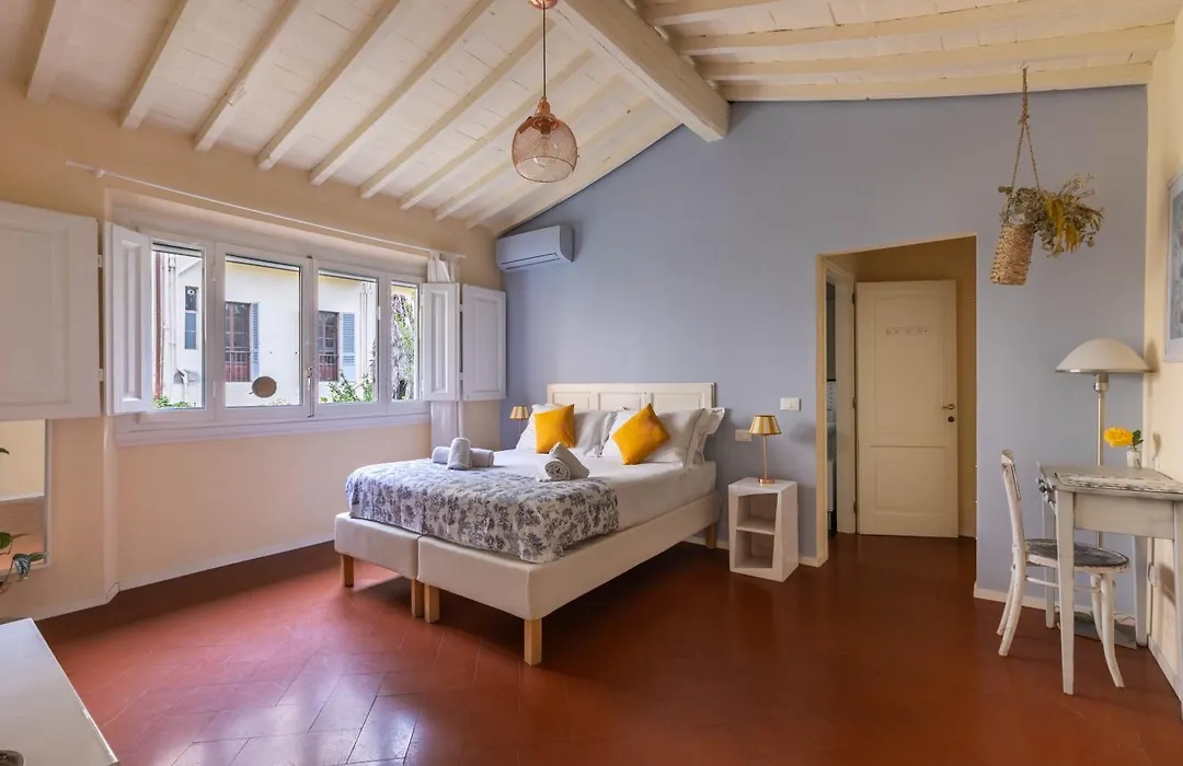 Secret Garden Firenze B&B-1