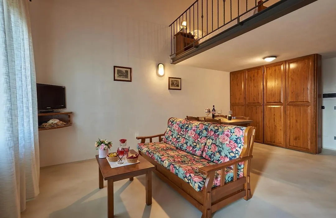 Casanova - Panoramic Rooms And Suites-1