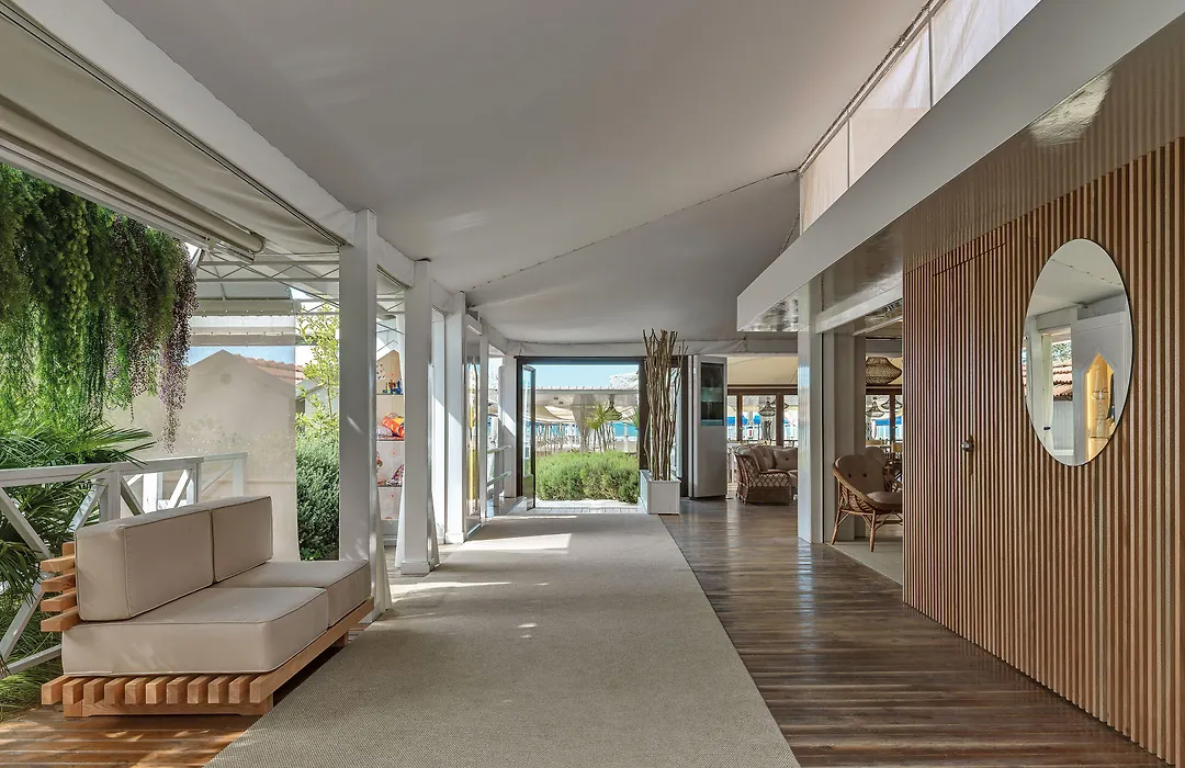 Augustus Hotel & Resort-1